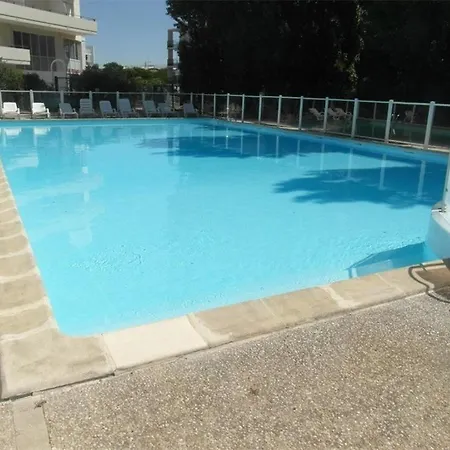 Apartment - Lr010-205 *